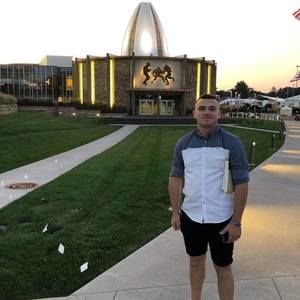 Meet your Posher, Chris